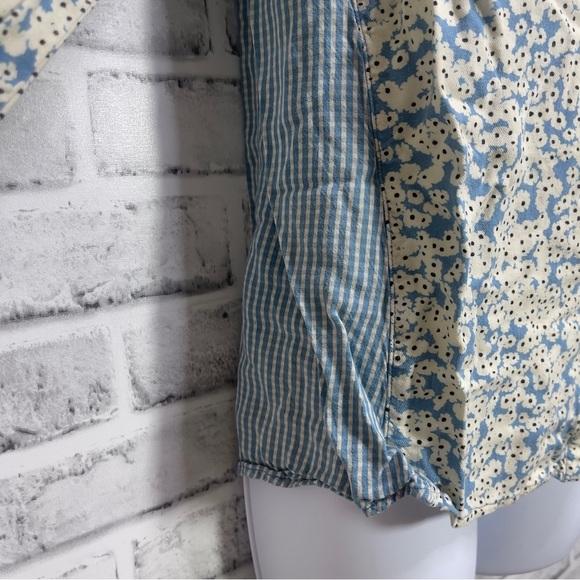 G.H.Bass & Co Floral Checkered Button Front Small - Picture 9 of 9